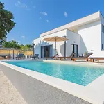 Villa Hana