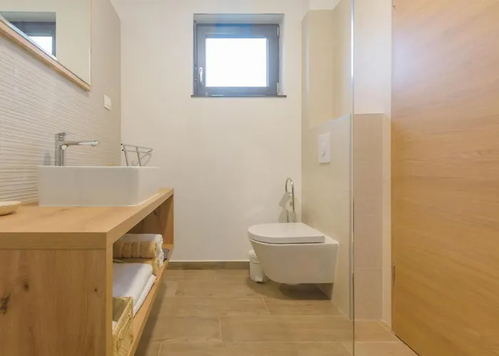 Hana Βίλα Πούλα