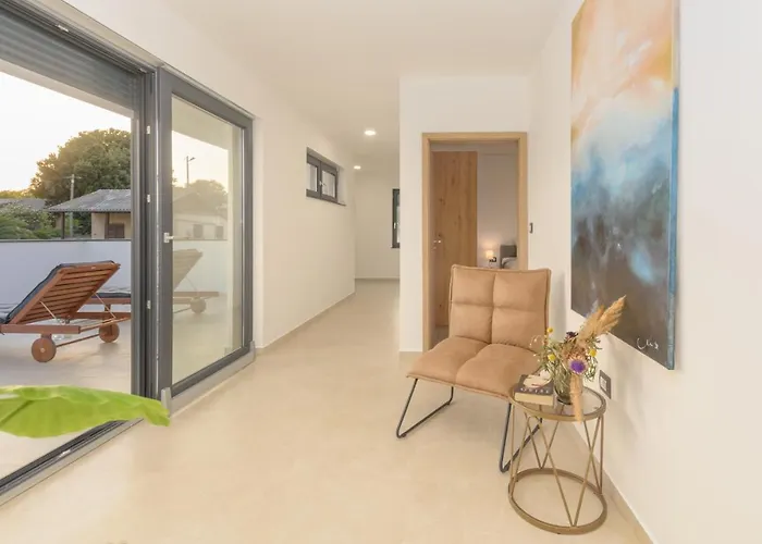 Hana Villa Pula